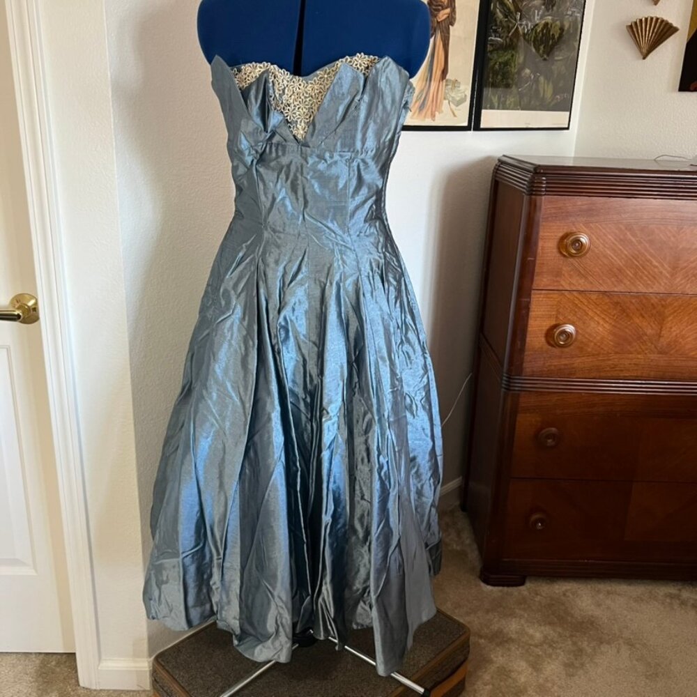 **Damaged** Vintage 1950s Strapless Prom Dress for Display